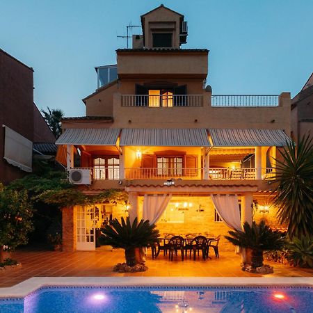 Chalet, Villa Rodeada De Naturaleza Piscina A Doce Klm De Valencia Y 7 Del Aeropuerto Ngoại thất bức ảnh